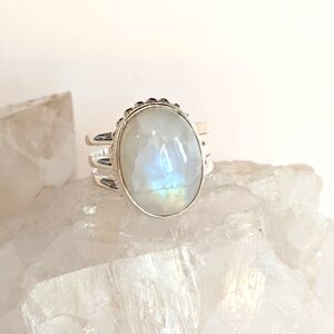 Natural Rainbow Moonstone 925 Silver Ring size 7.5